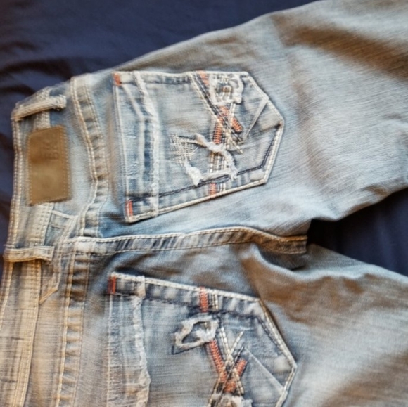 Asher buckle jeans - Picture 8 of 9